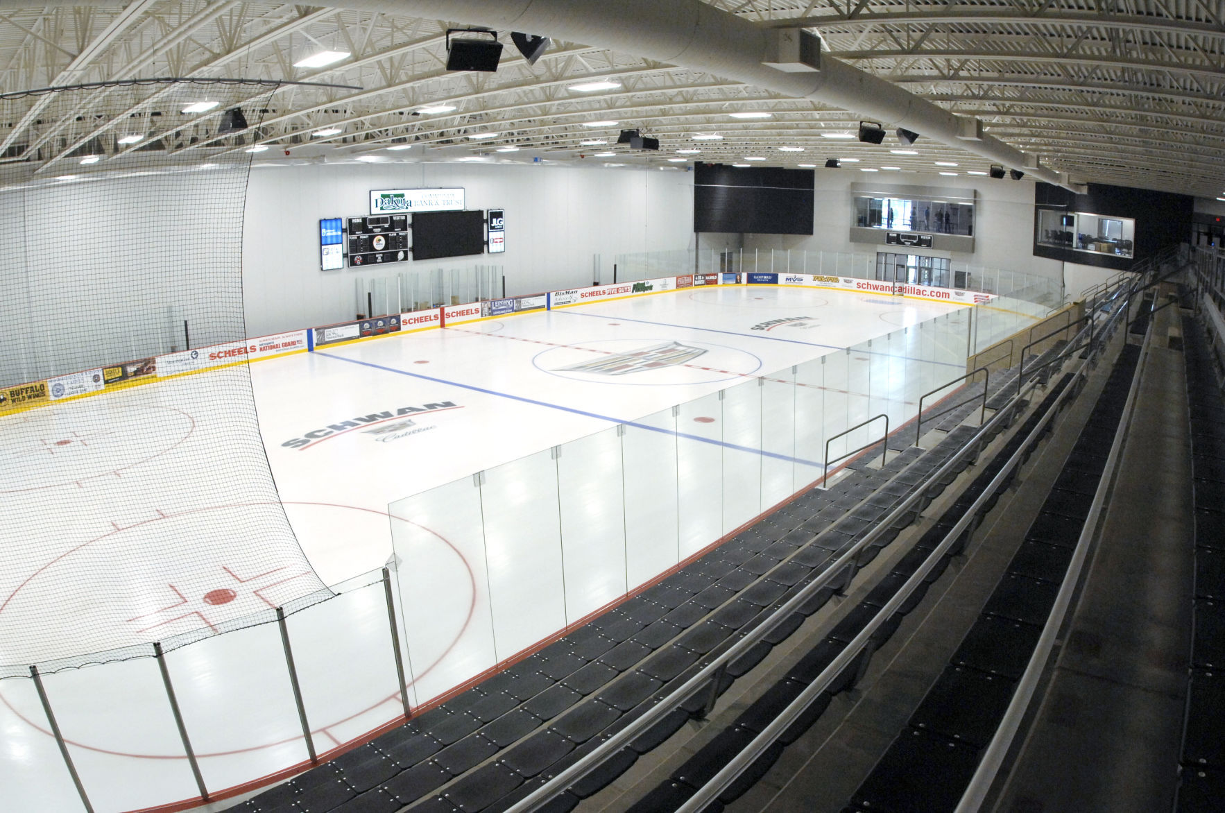 Game rink